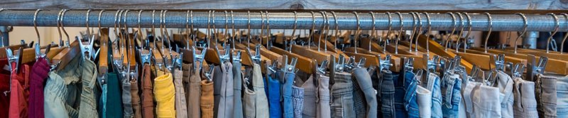 vetements en friperie