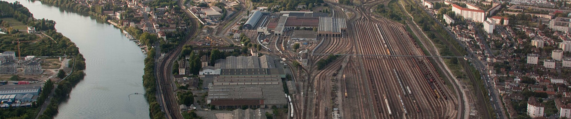 multitude de voies se rejoignant et se séparant