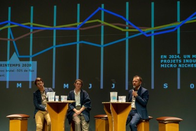 Près de 300 acteurs économiques se sont retrouvés aux Assises du développement économique - intervenants sur scène - Agrandir l'image 9 sur 9, fenêtre modale