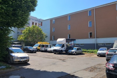 Agrandir l'image 10 sur 11, fenêtre modale