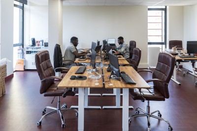 Bureau aménagé La Fabrique - Agrandir l'image 3 sur 8, fenêtre modale