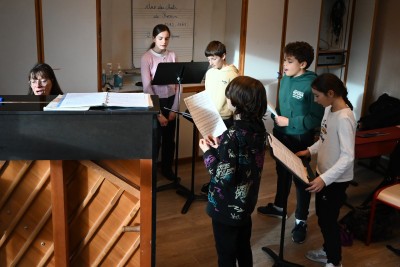 Enlarge image 2 of 5, modal window