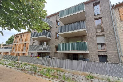 Agrandir l'image 4 sur 8, fenêtre modale