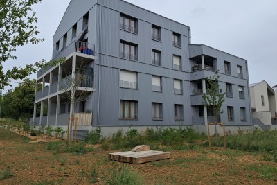 Agrandir l'image 7 sur 8, fenêtre modale