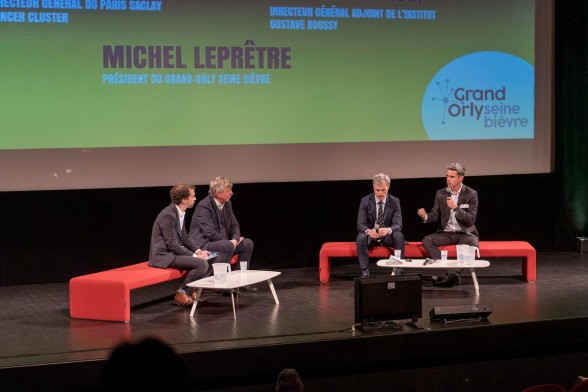 la première conférence des Assises - Agrandir l'image, fenêtre modale