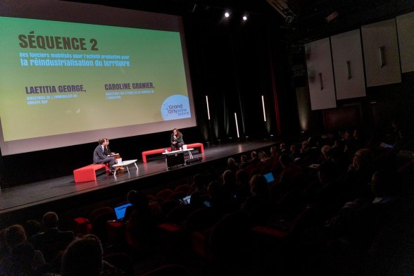 Deuxième conférence des Assises - Agrandir l'image, fenêtre modale